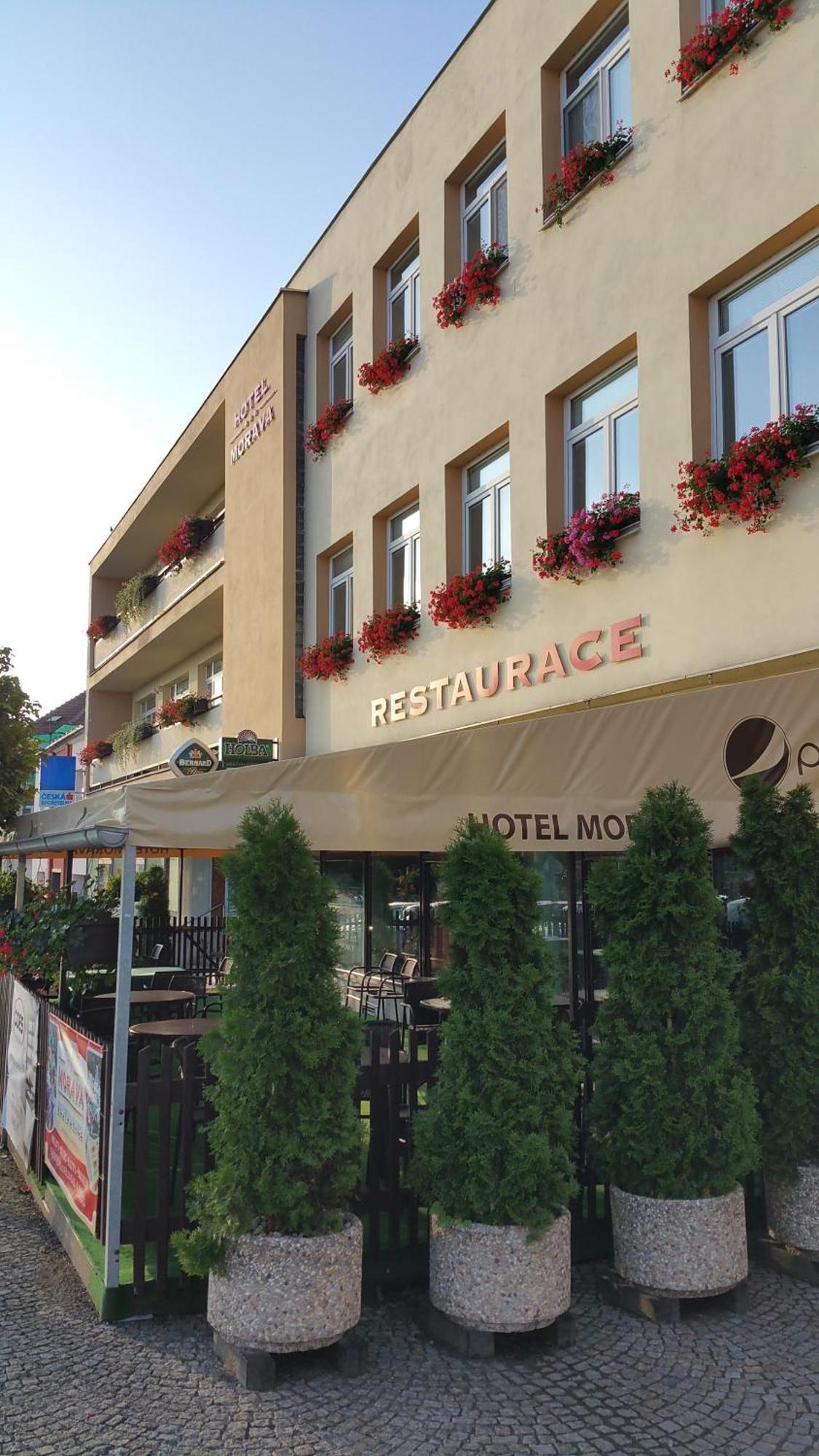 Hotel Morava Jevíčko Zewnętrze zdjęcie