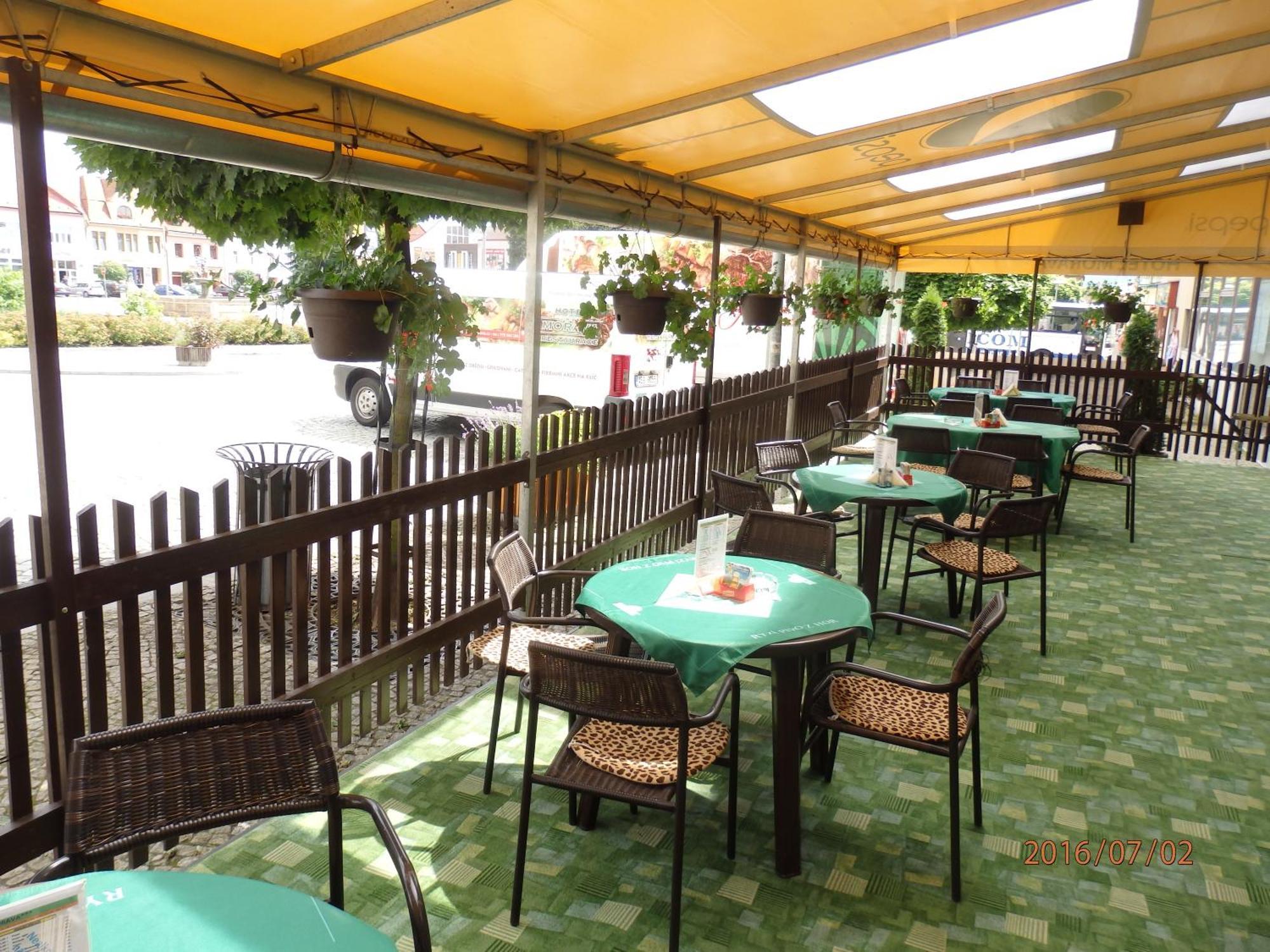 Hotel Morava Jevíčko Zewnętrze zdjęcie